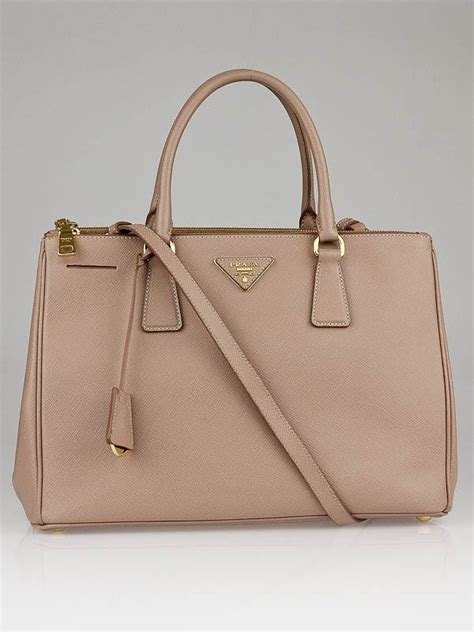 Cammeo Saffiano Lux Double Zip Medium Tote Bag BN2274